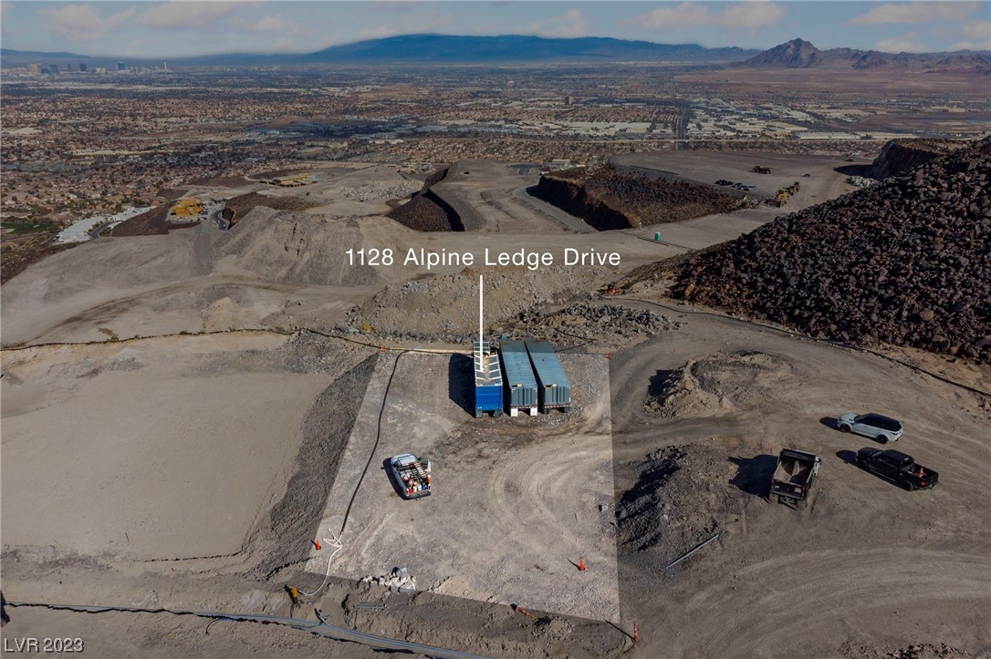 1124 Alpine Ledge Drive