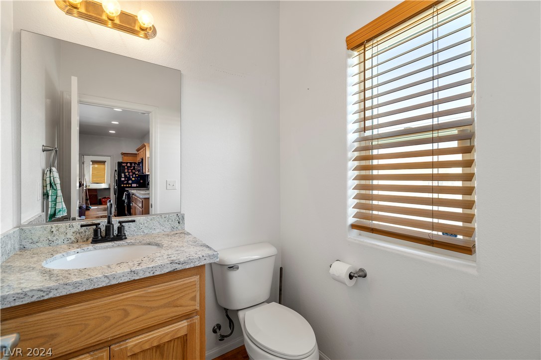 881 East Kansas Street