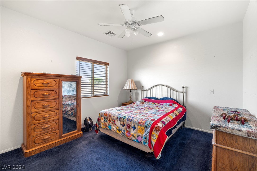 881 East Kansas Street