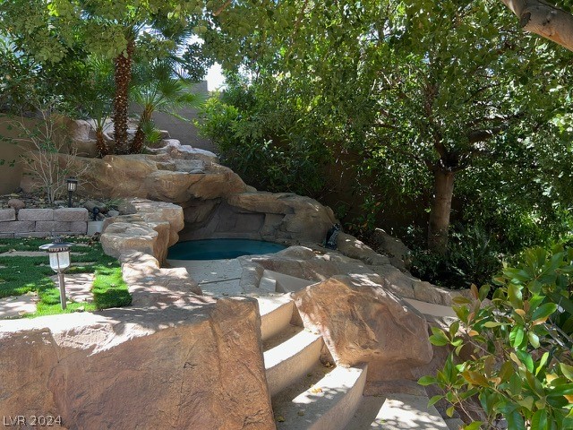 19 Chalet Hills Terrace