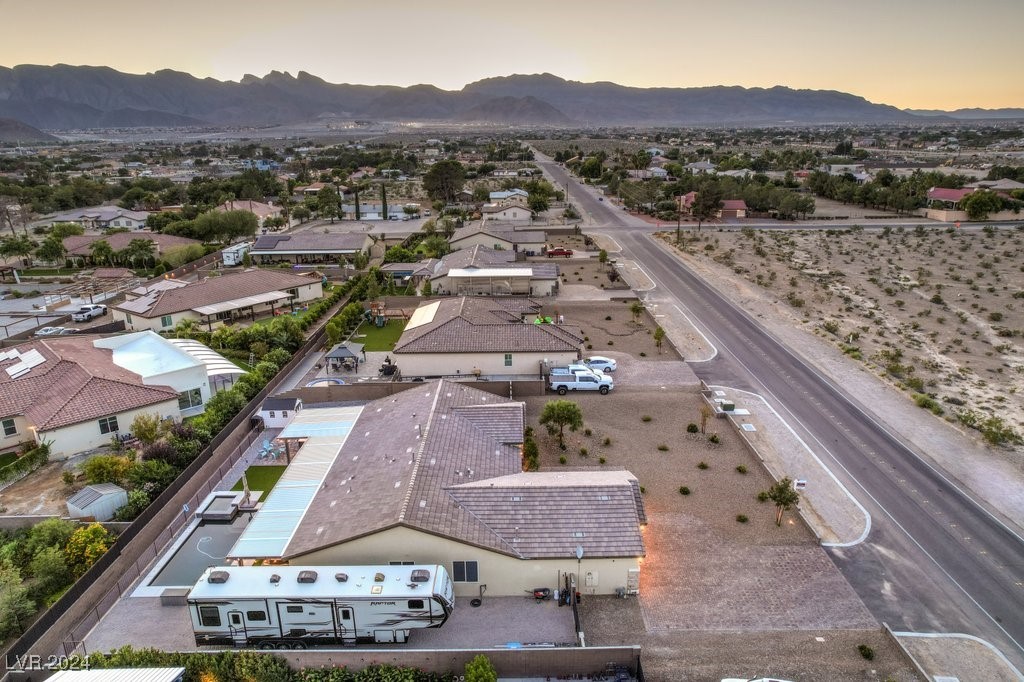 8931 West Hammer Lane