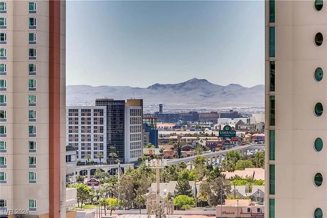 2747 Paradise Road 1205