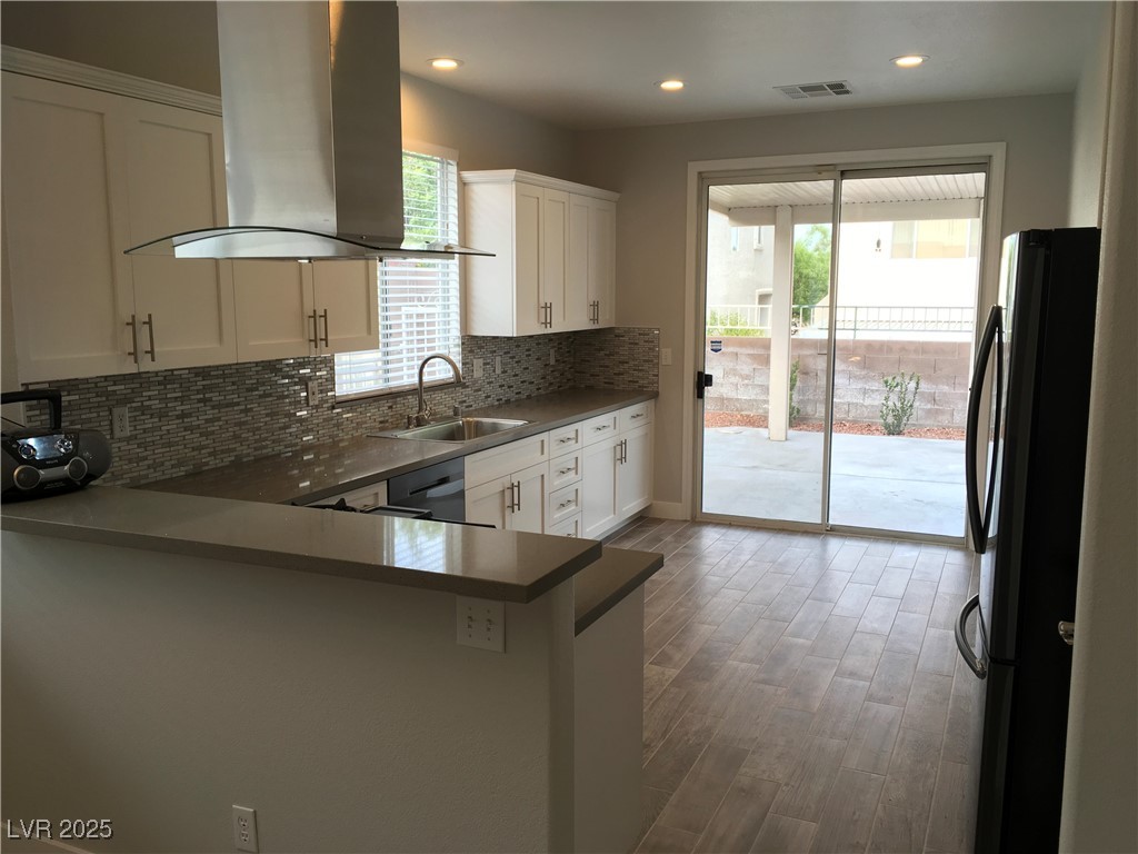 3334 KING ELDER Street