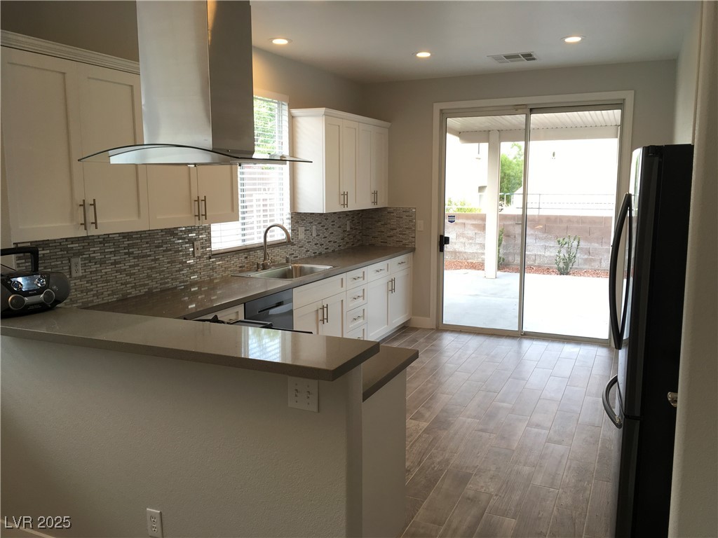 3334 KING ELDER Street