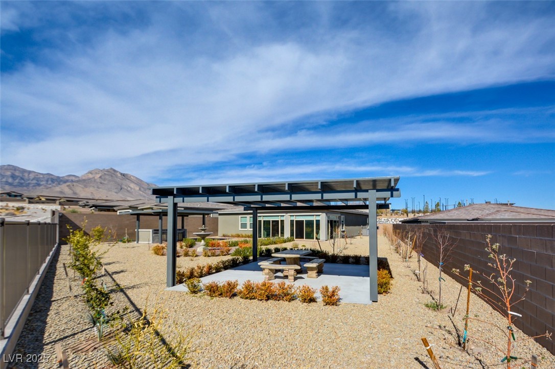 12588 Heritage Heights Drive