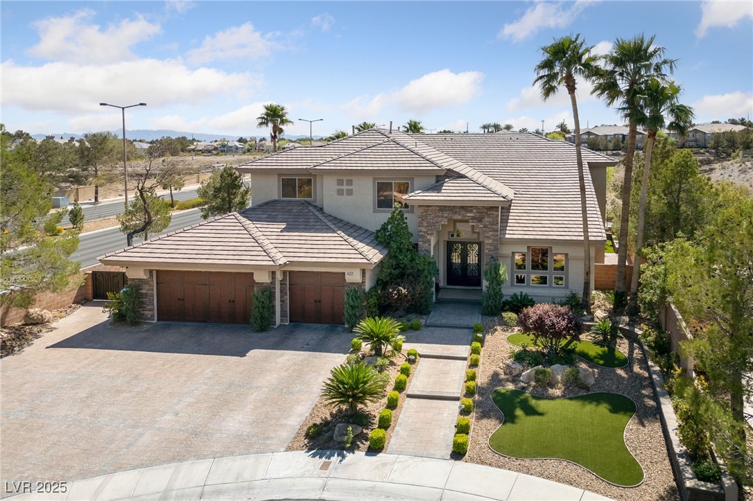 637 Edgebrook Drive