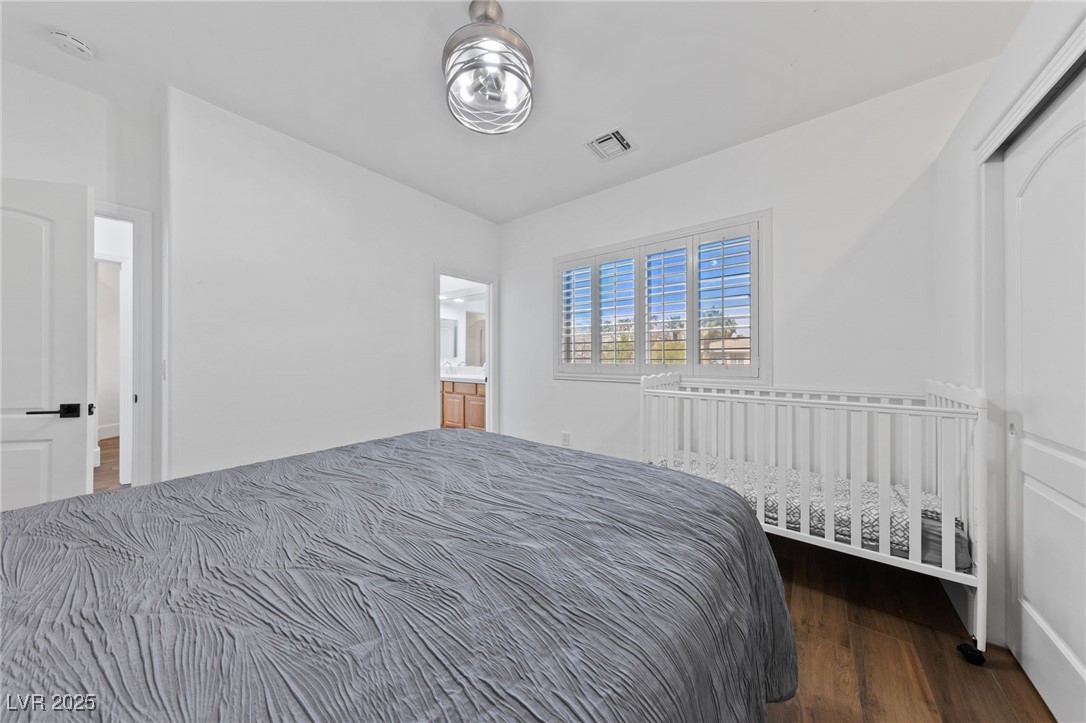 637 Edgebrook Drive