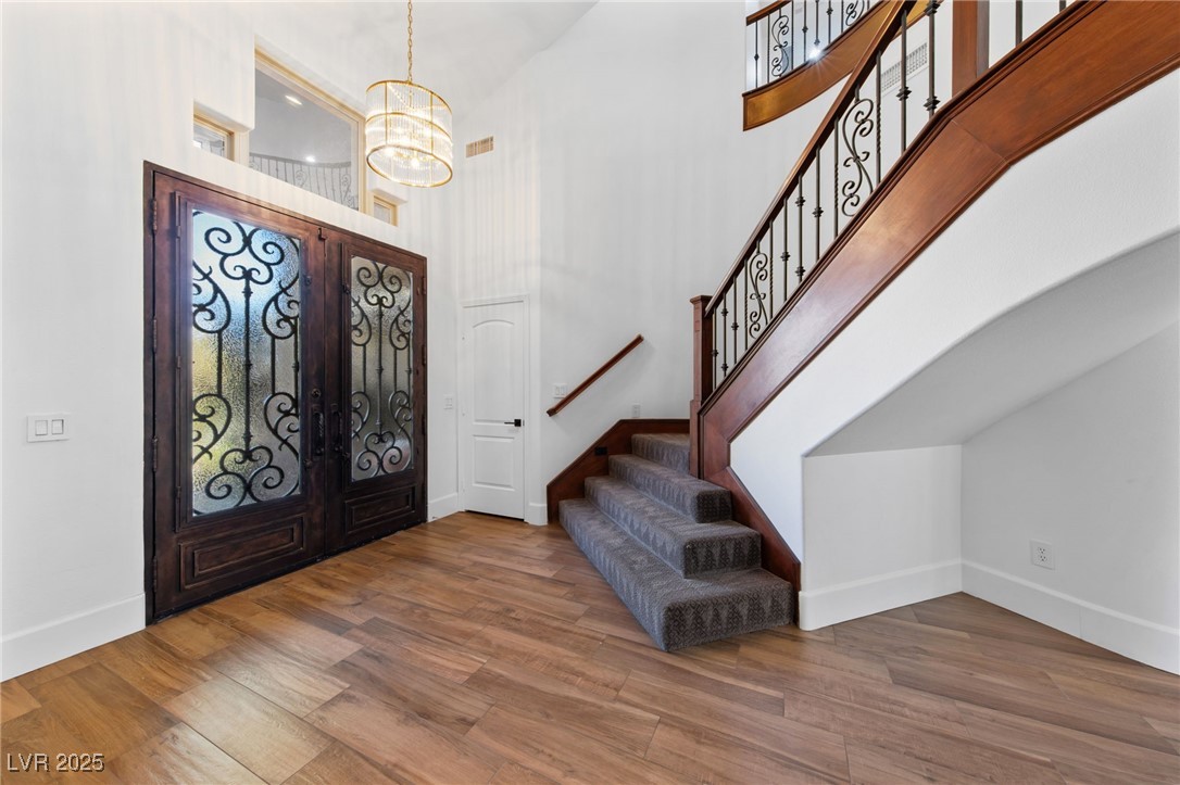 637 Edgebrook Drive