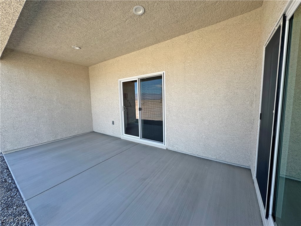 2900 West Jaybird Street