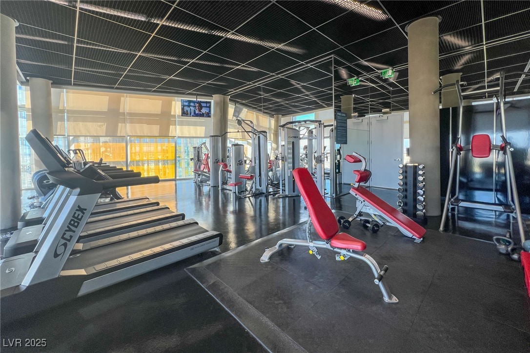 3726 Las Vegas Boulevard 3207