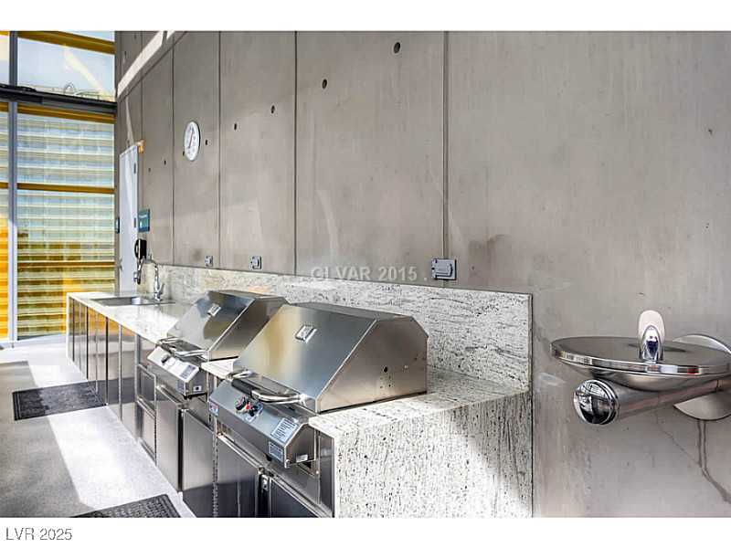 3726 South LAS VEGAS BL Boulevard 3202