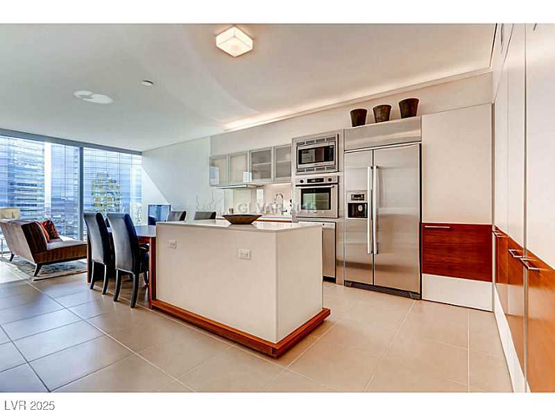 3726 South LAS VEGAS BL Boulevard 3202