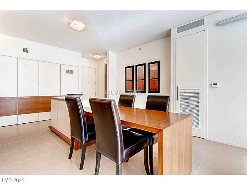 3726 South LAS VEGAS BL Boulevard 3202