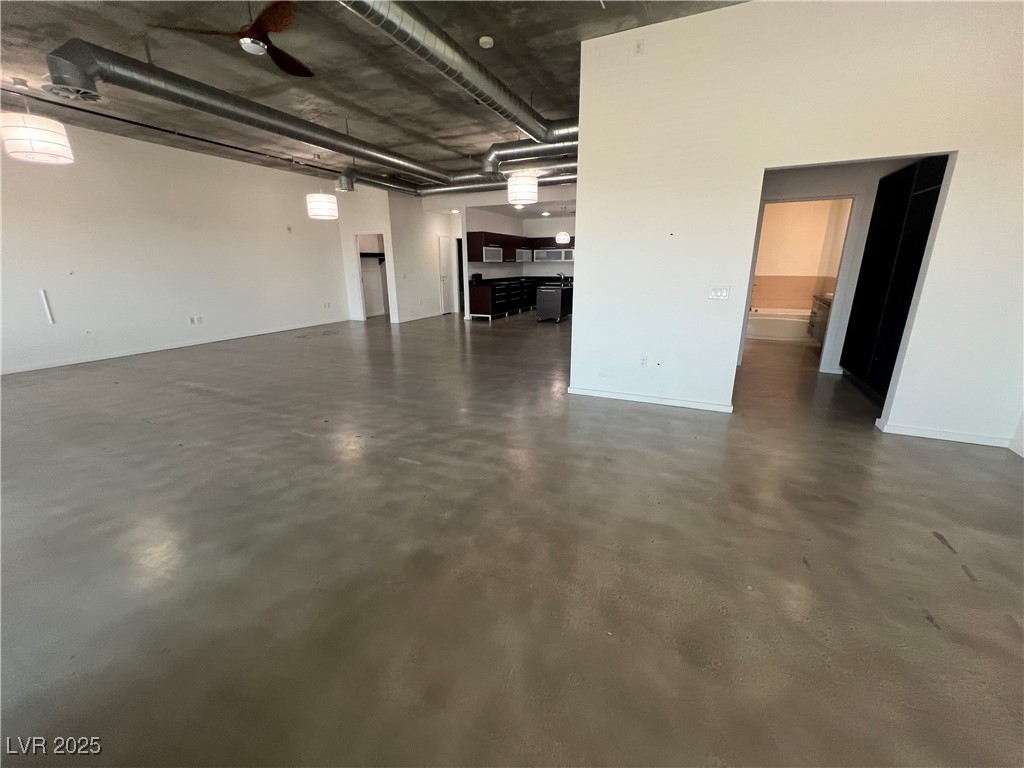 900 South LAS VEGAS BL Boulevard 1210