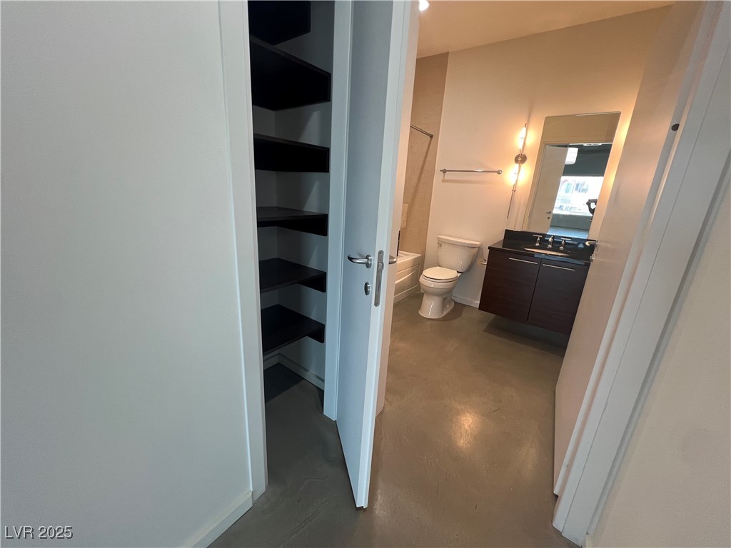 900 South LAS VEGAS BL Boulevard 1210