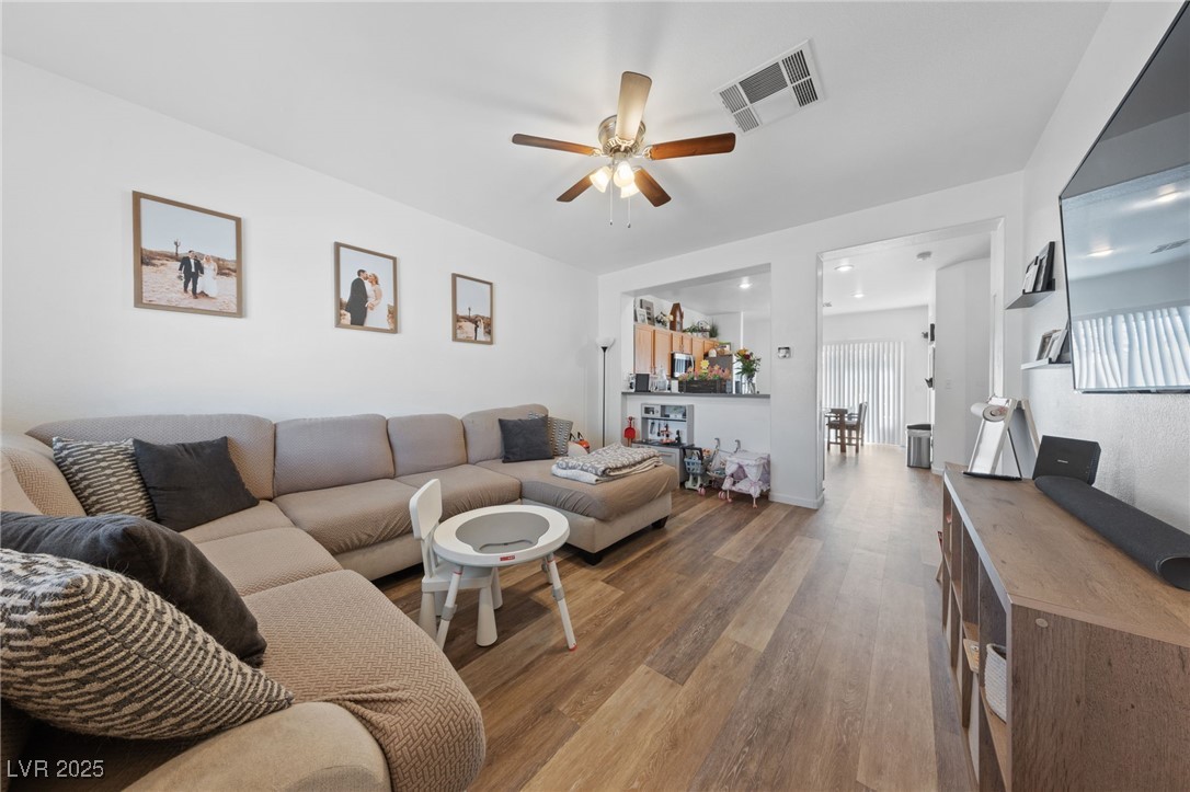 7438 Grizzly Giant Street