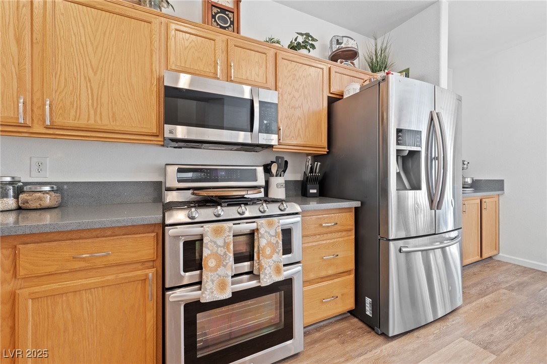 7438 Grizzly Giant Street