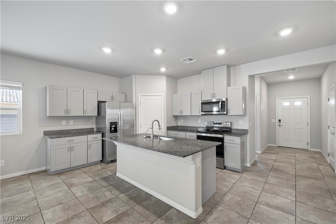 164 East Hawk Avenue