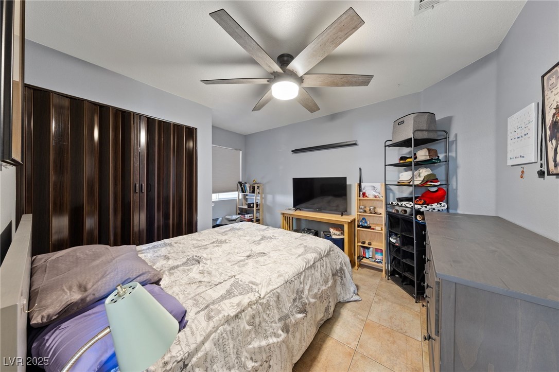 9429 Abalone Way
