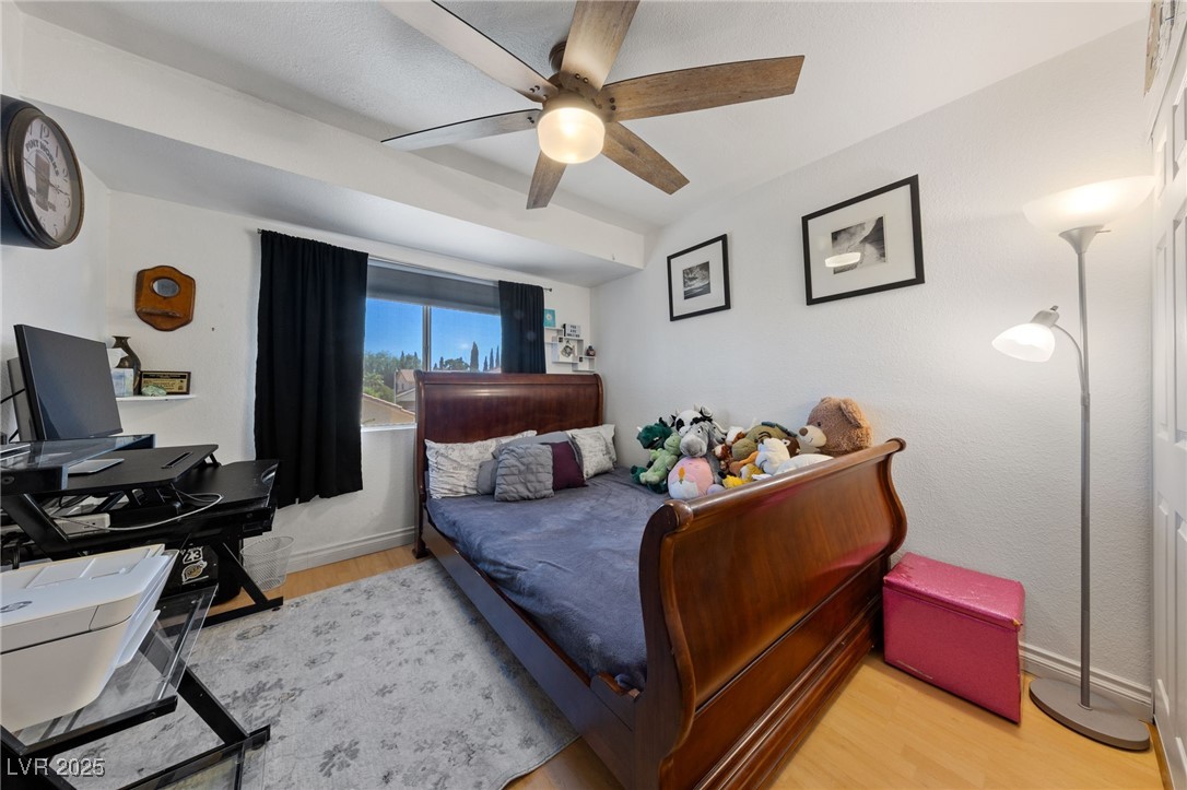 9429 Abalone Way