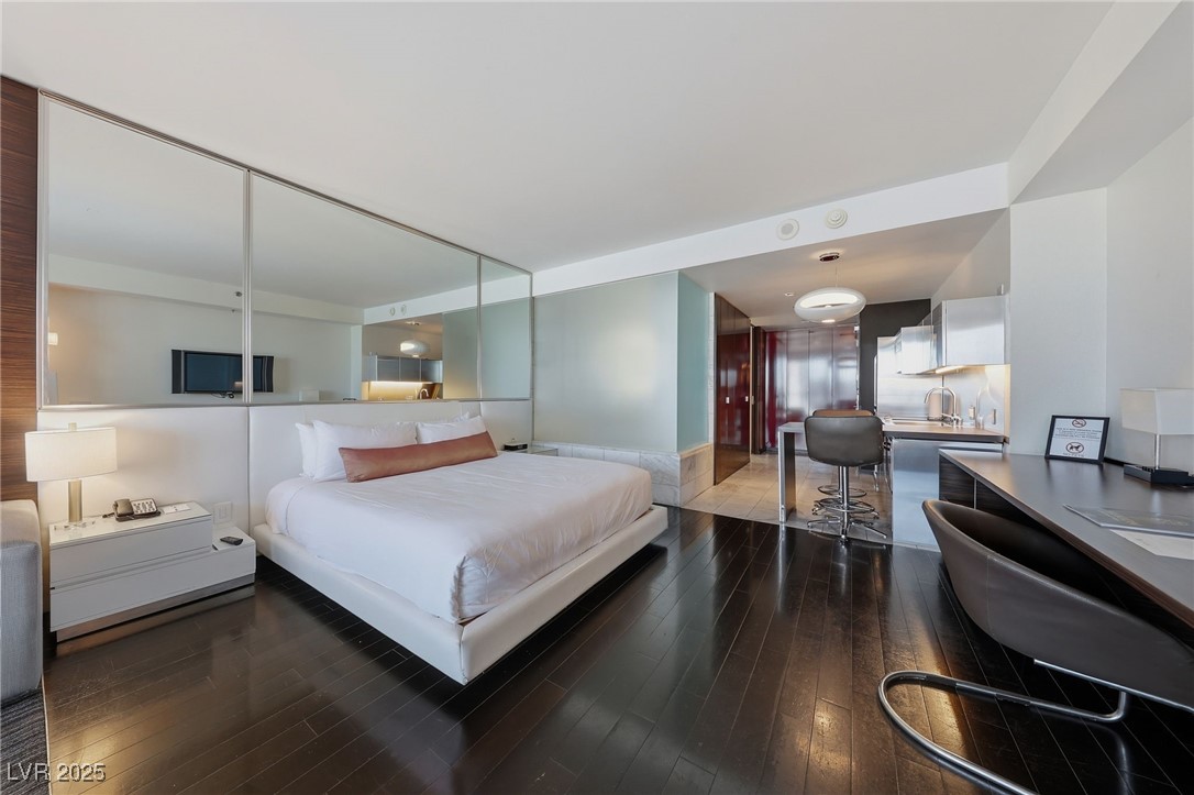 4381 West Flamingo Road 11308