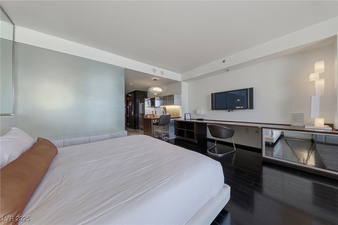 4381 West Flamingo Road 11308