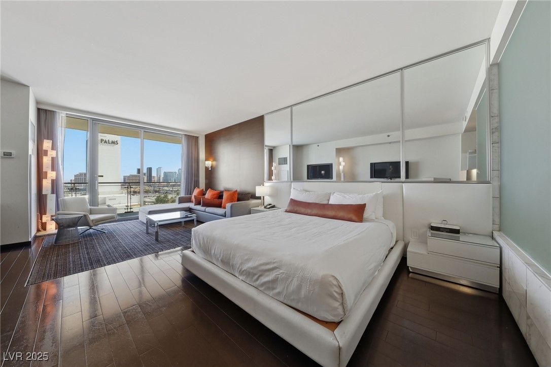 4381 West Flamingo Road 11308