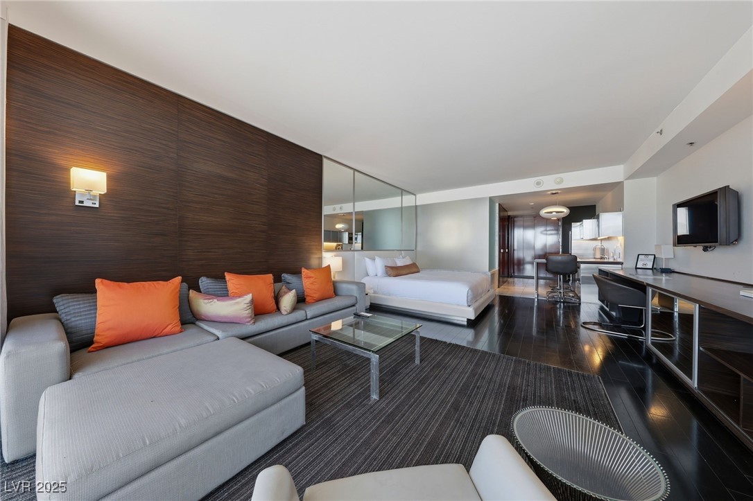 4381 West Flamingo Road 11308