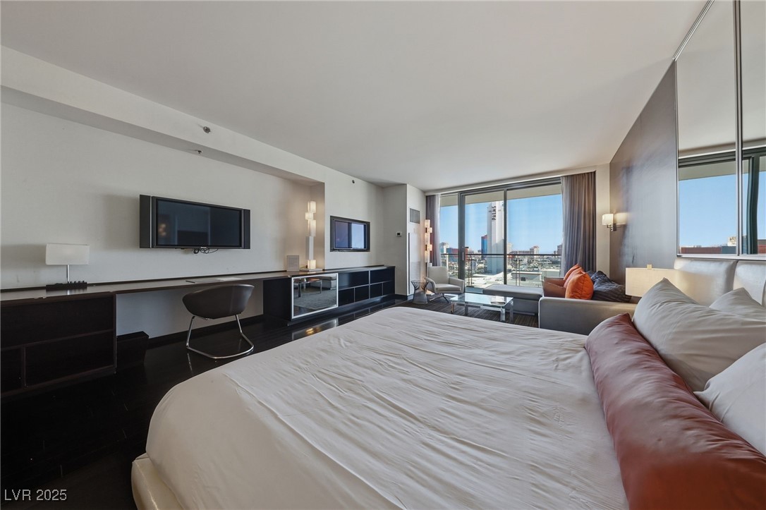 4381 West Flamingo Road 11308