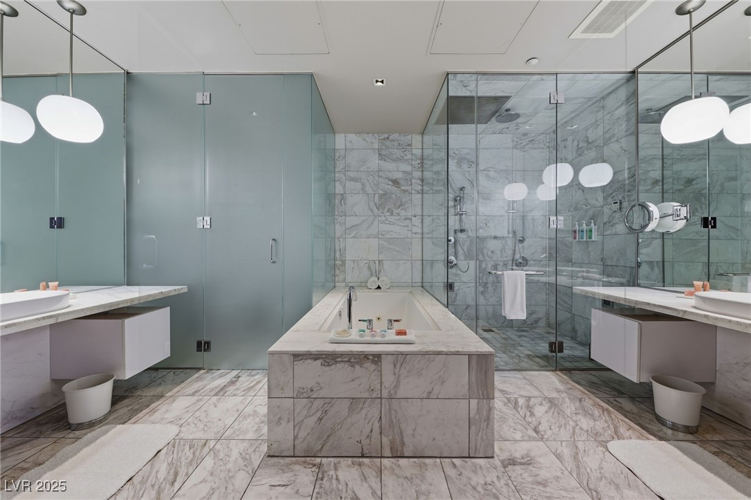 4381 West Flamingo Road 58301