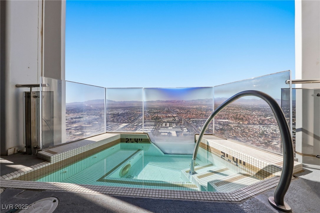 4381 West Flamingo Road 58301