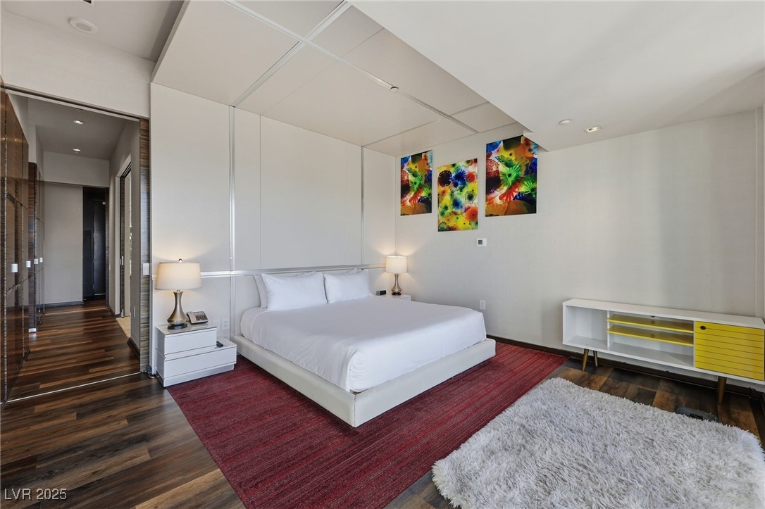 4381 West Flamingo Road 58301