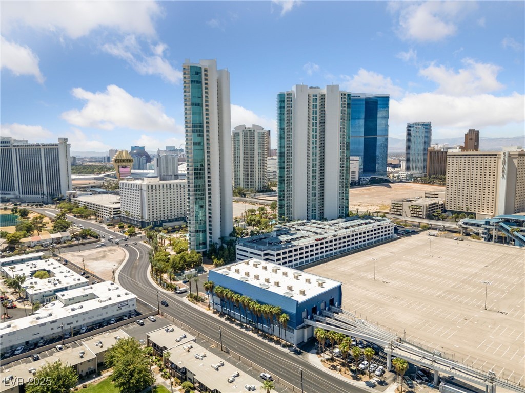 322 Karen Avenue 2001