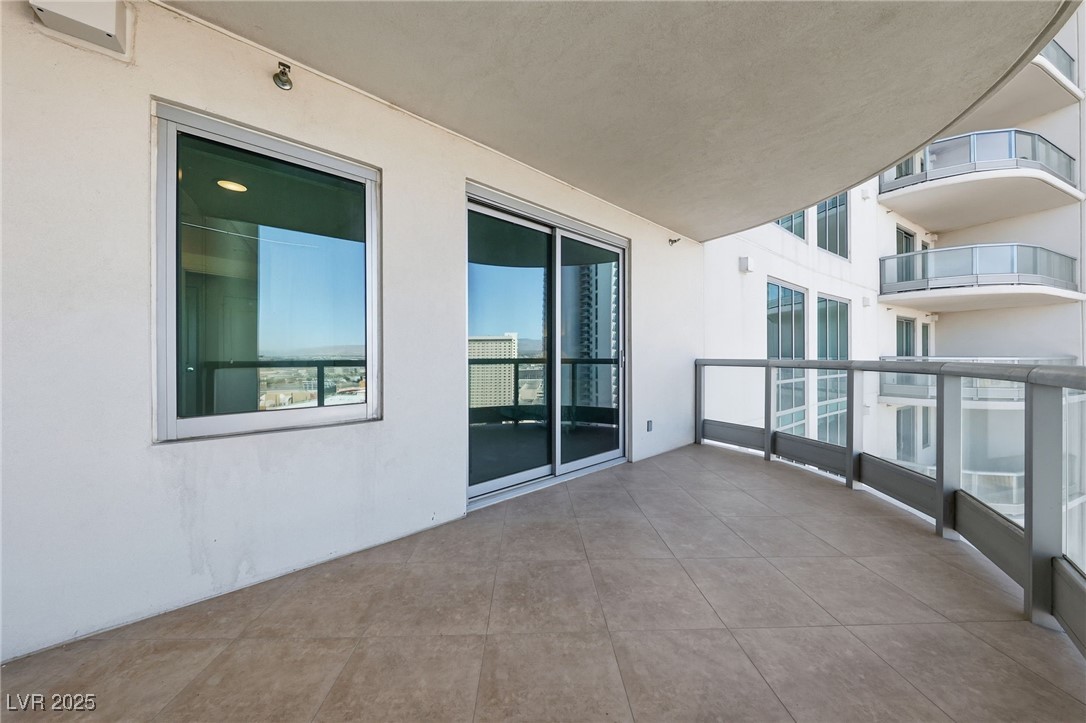 322 Karen Avenue 2001