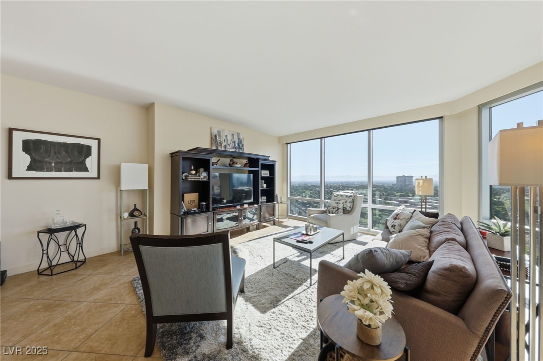 322 Karen Avenue 2001