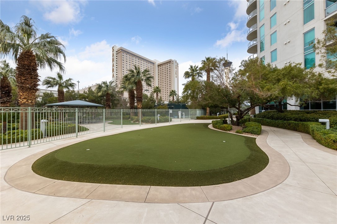 322 Karen Avenue 2001