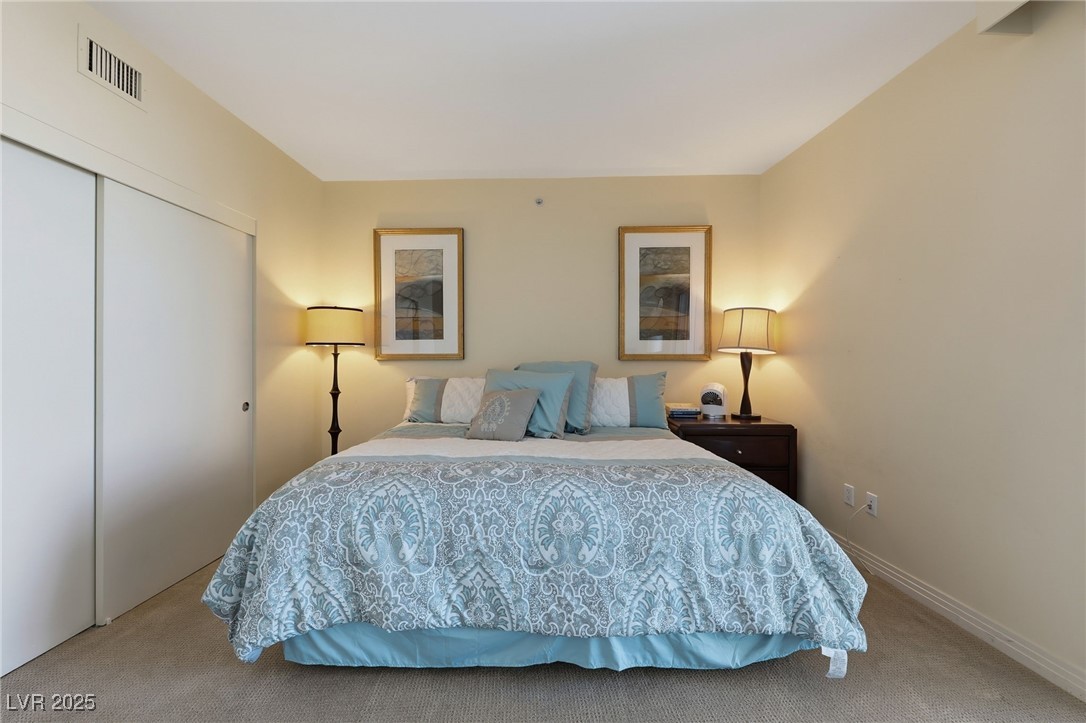 322 Karen Avenue 2001