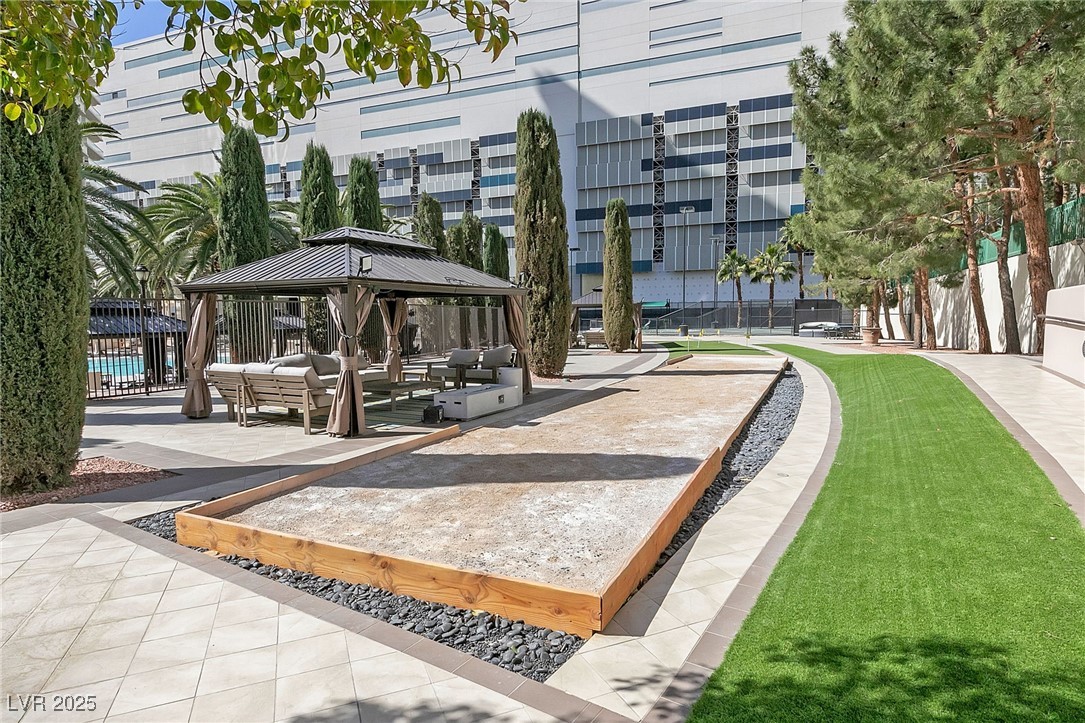 2747 Paradise Road 1205