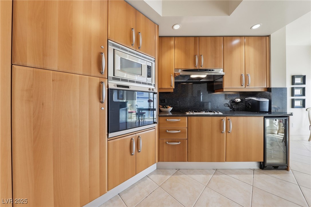 2747 Paradise Road 1205