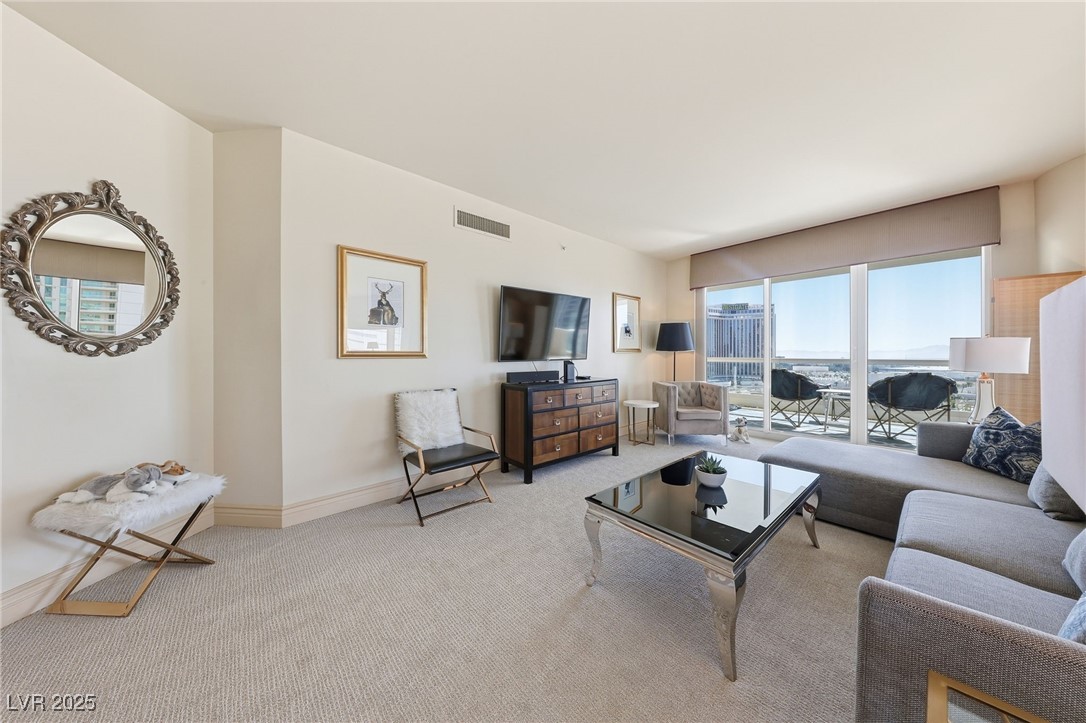 2747 Paradise Road 1205