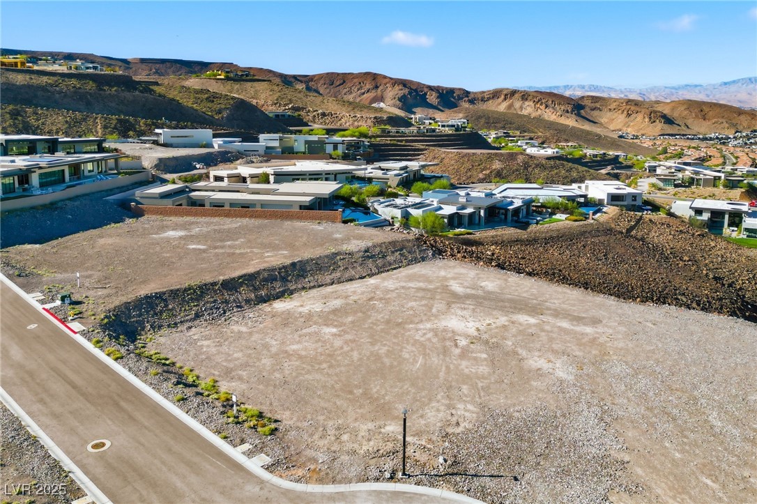 677 Dragon Point Drive