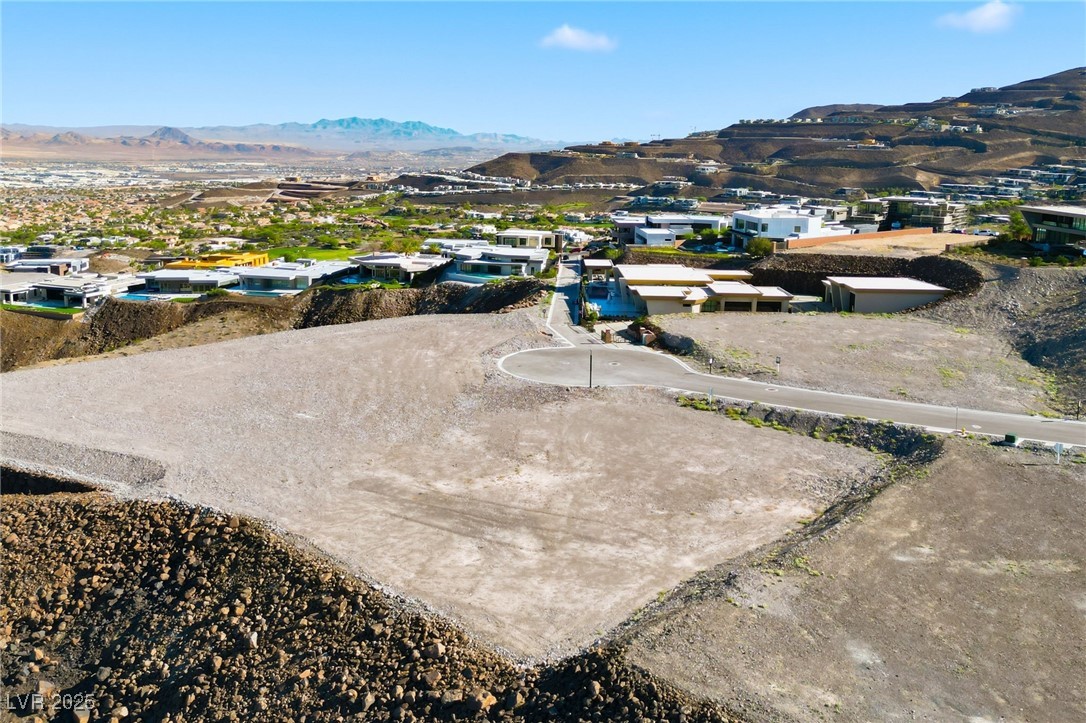 677 Dragon Point Drive