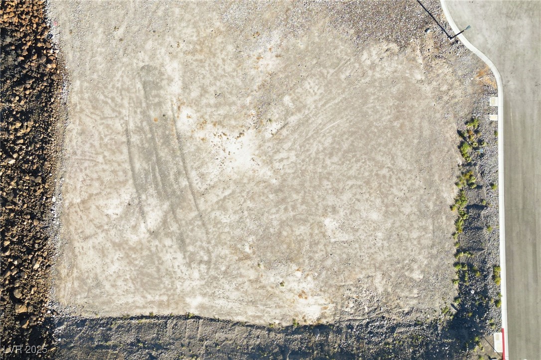 677 Dragon Point Drive