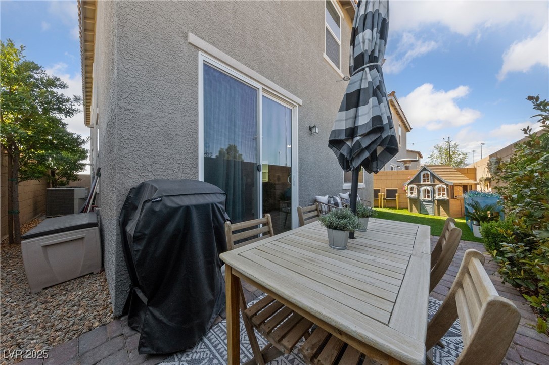 8422 Cabirolera Avenue