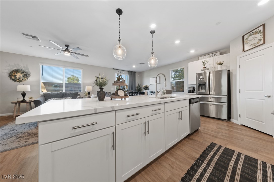 8422 Cabirolera Avenue