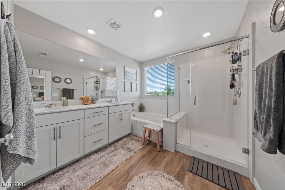 8422 Cabirolera Avenue