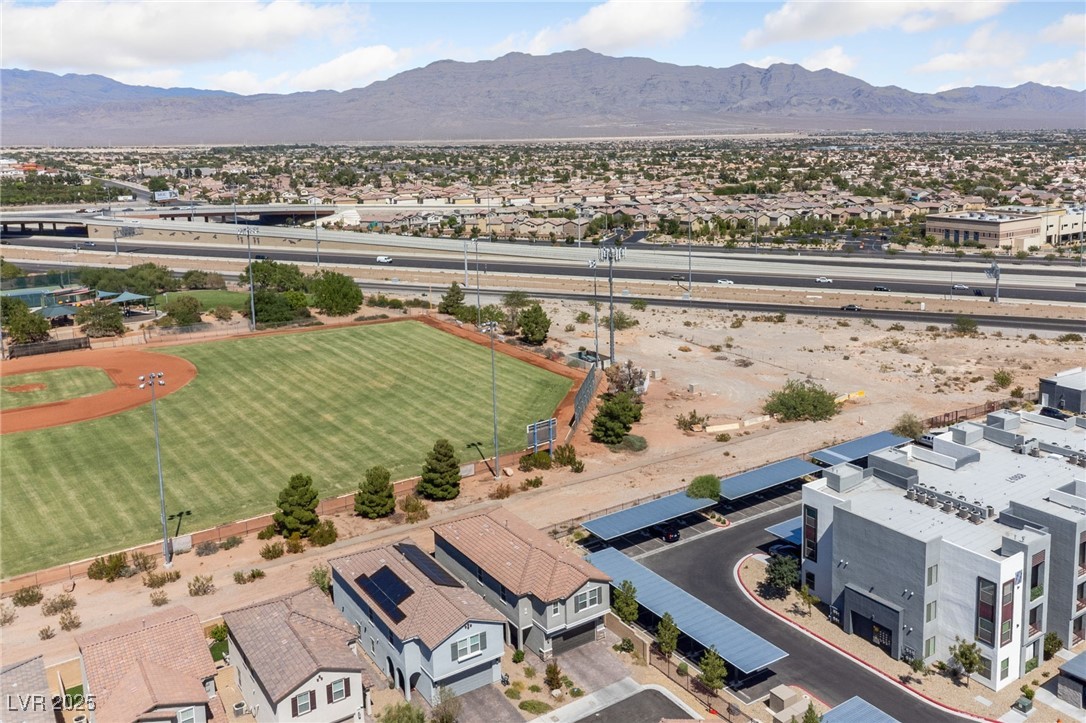 8422 Cabirolera Avenue