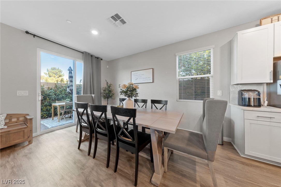 8422 Cabirolera Avenue