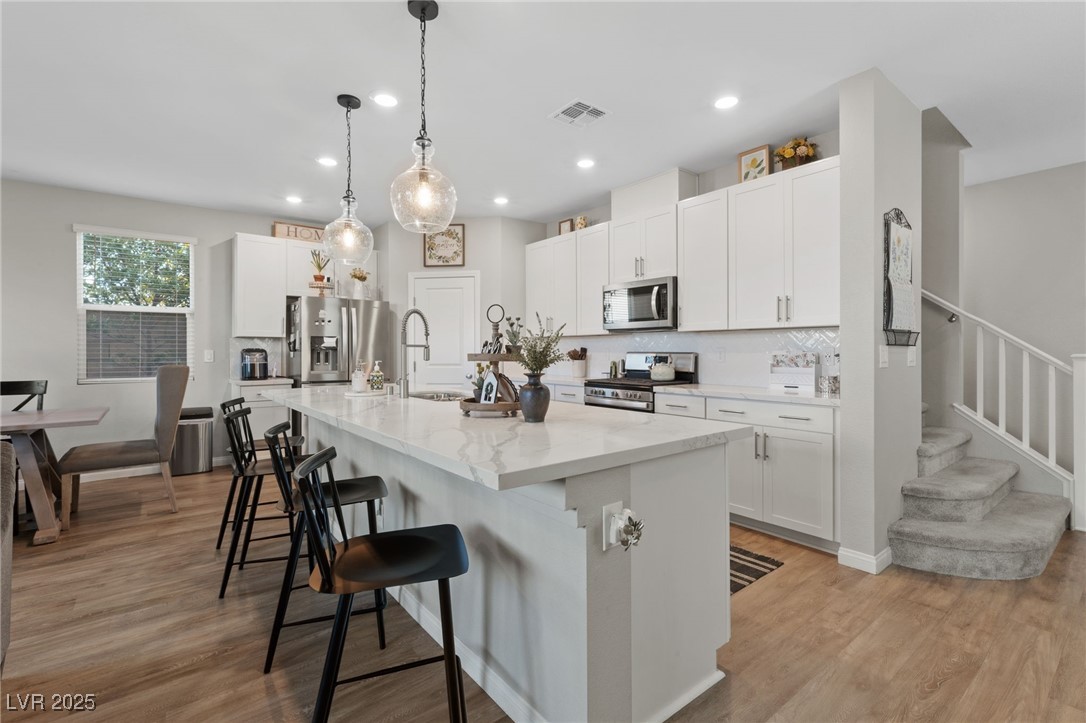 8422 Cabirolera Avenue