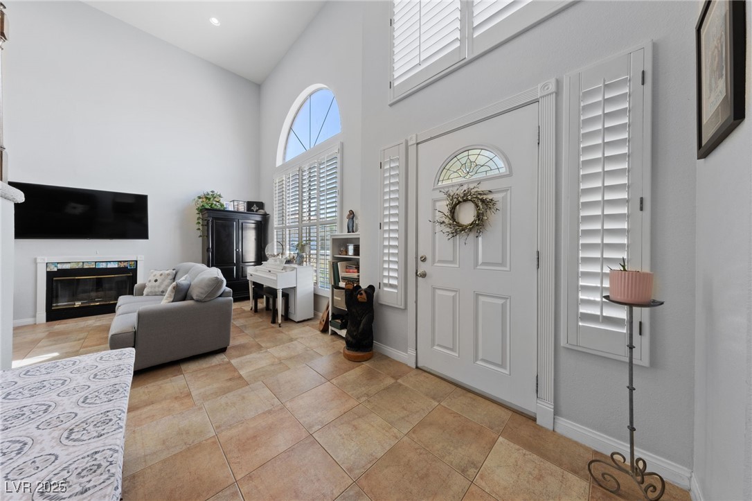 9429 Abalone Way